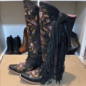 Women's Black Embroidered Fringe Western Boots